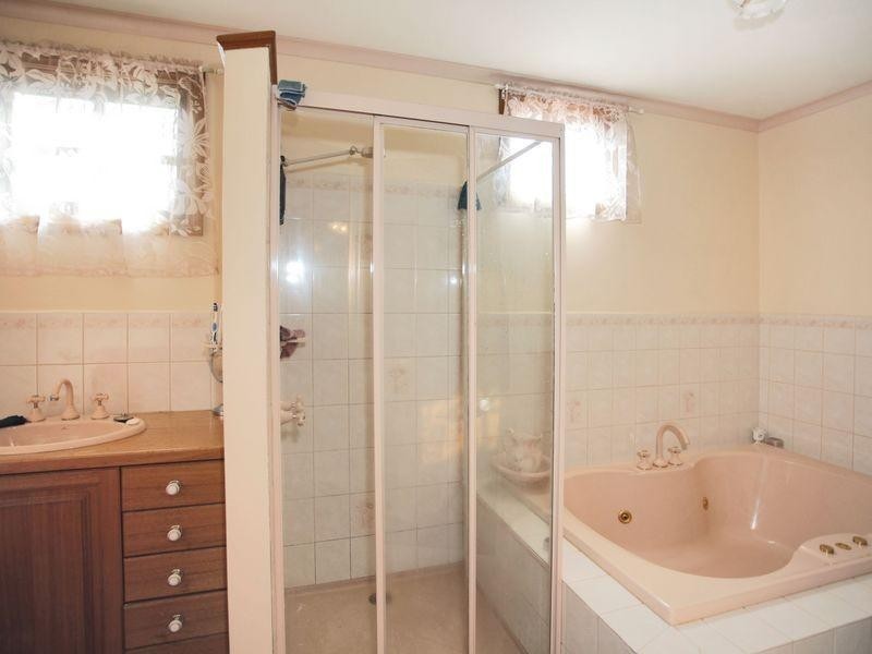 21 Station Street, Officer VIC 3809