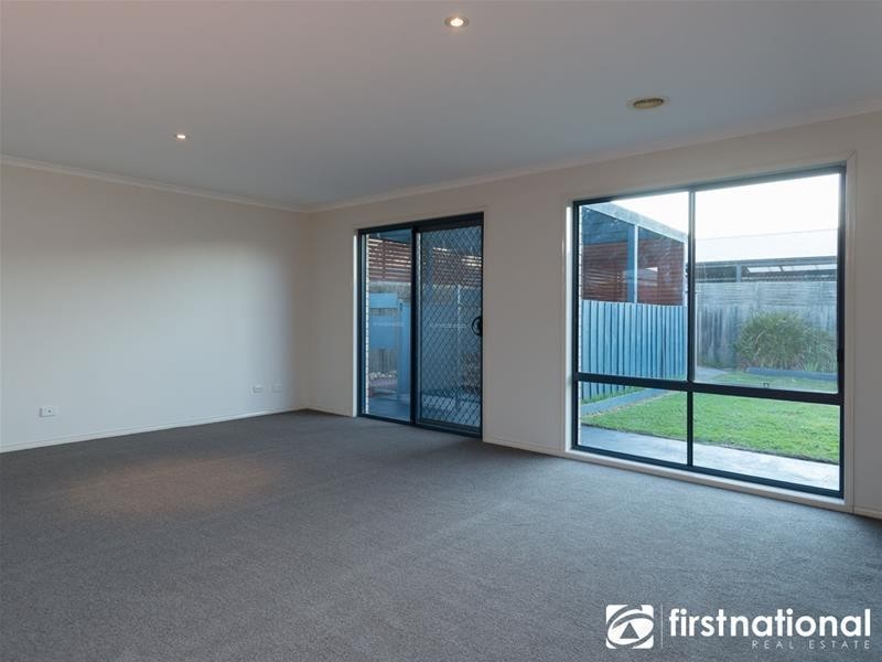 37 Thornbill Circuit, Pakenham VIC 3810