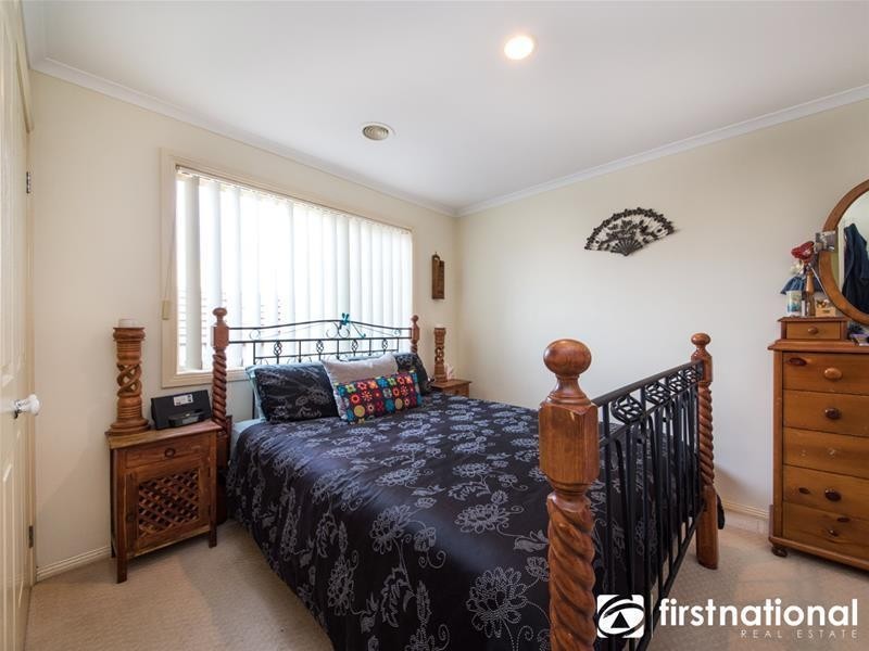 13 Tasman Way, Pakenham VIC 3810