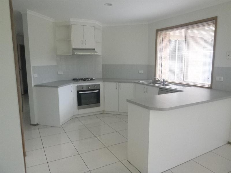 50 Coolong Avenue, Berwick VIC 3806