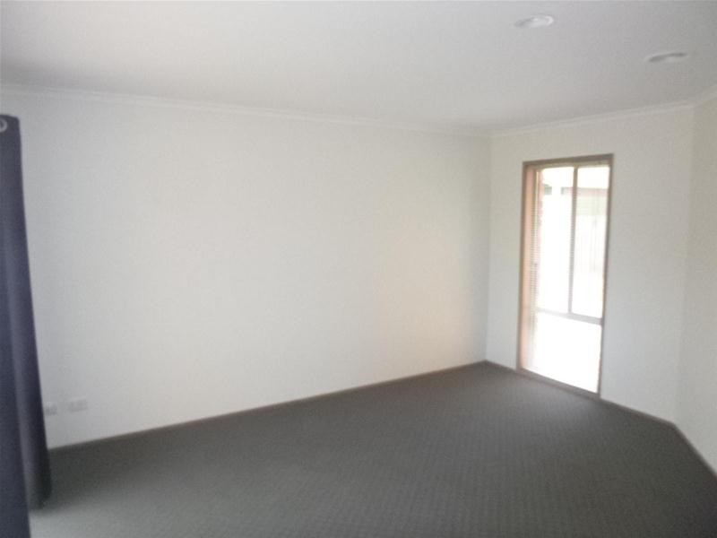 50 Coolong Avenue, Berwick VIC 3806