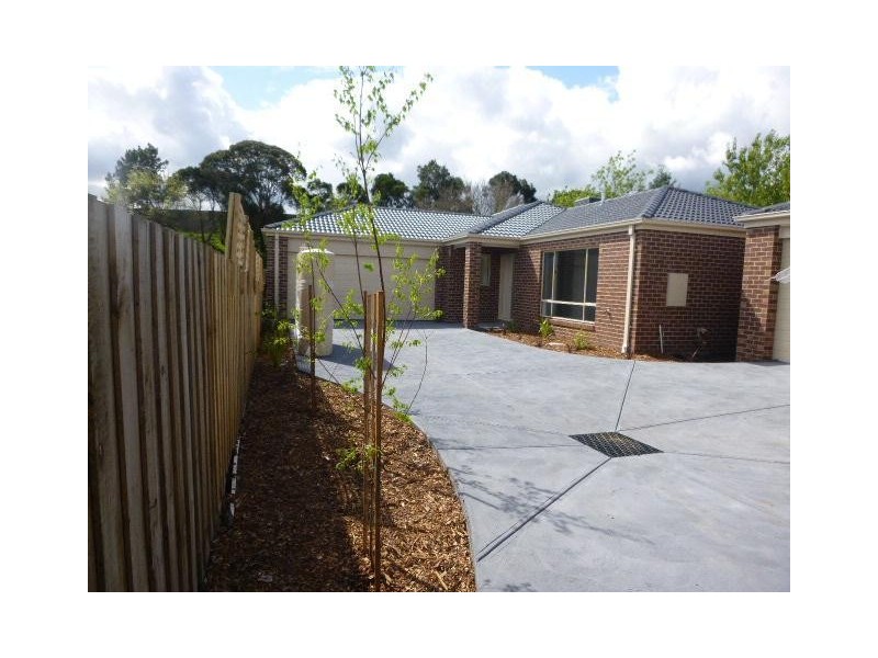 45A Strathavan Drive, Berwick VIC 3806