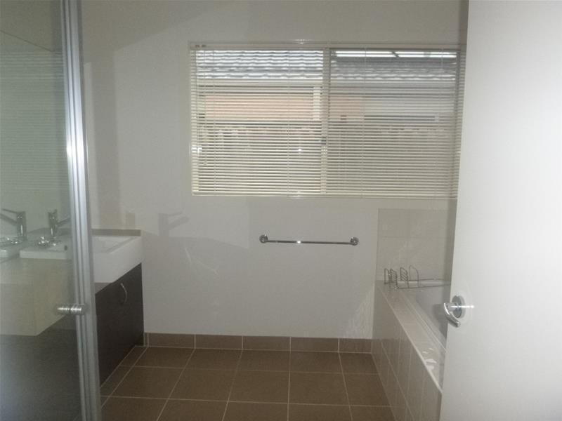 29 Celestine Drive, Officer VIC 3809