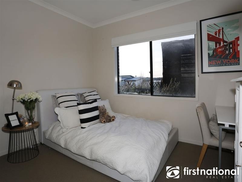 13 Gwen Meredith Drive, Bunyip VIC 3815