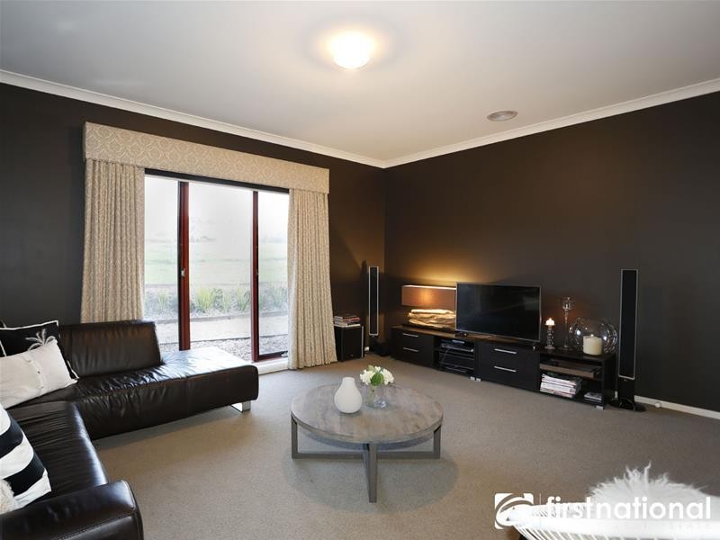 13 Gwen Meredith Drive, Bunyip VIC 3815