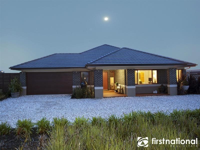 13 Gwen Meredith Drive, Bunyip VIC 3815