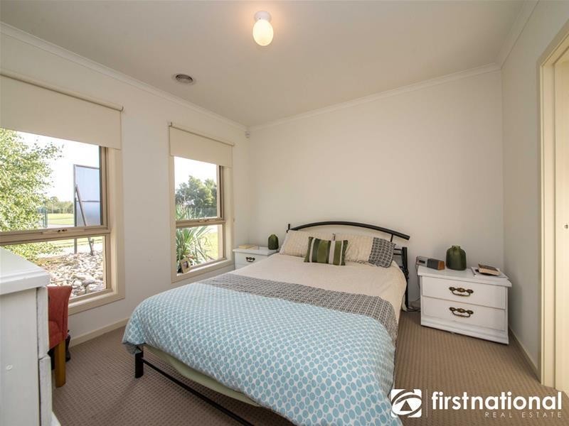 53 Syme Road, Pakenham VIC 3810