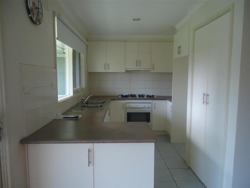 24 Evan Street, Berwick VIC 3806