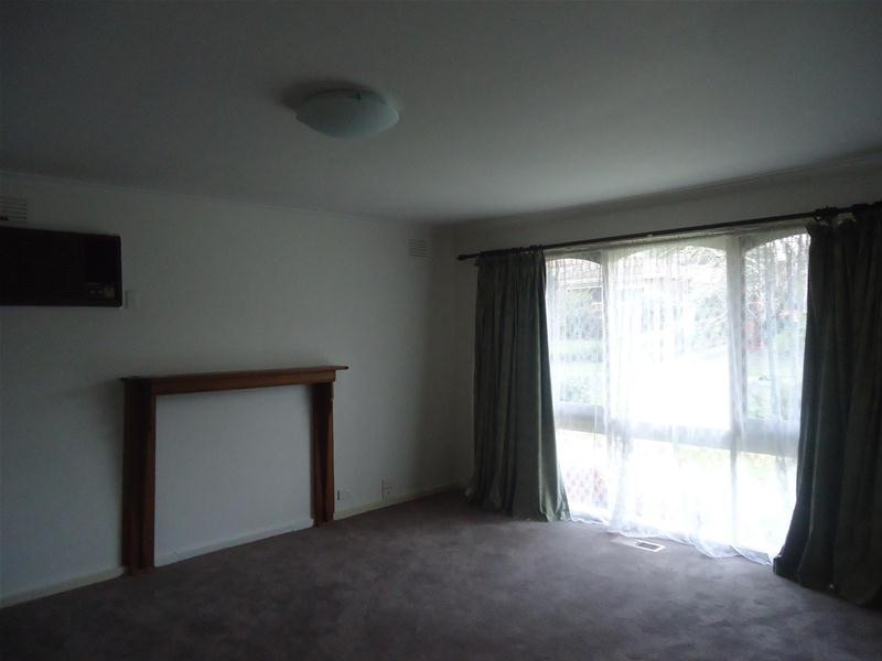 24 Evan Street, Berwick VIC 3806