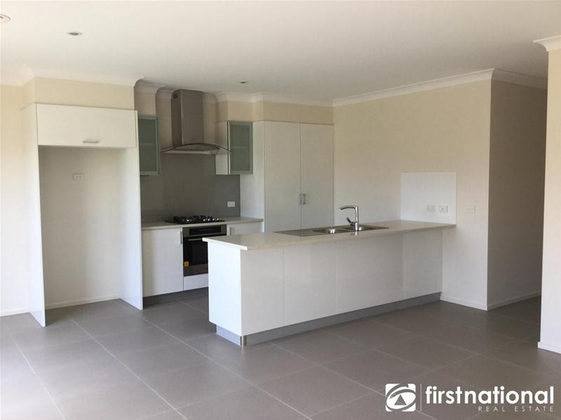 15 Hampshire Street, Officer VIC 3809