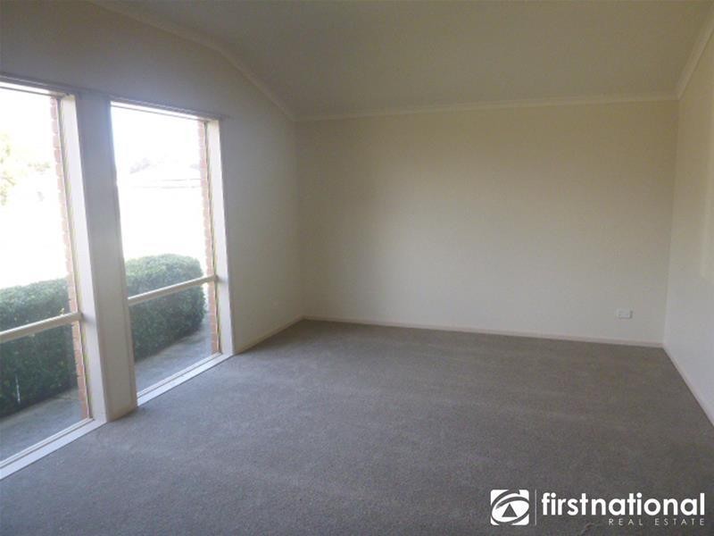 13 Alison Close, Pakenham VIC 3810