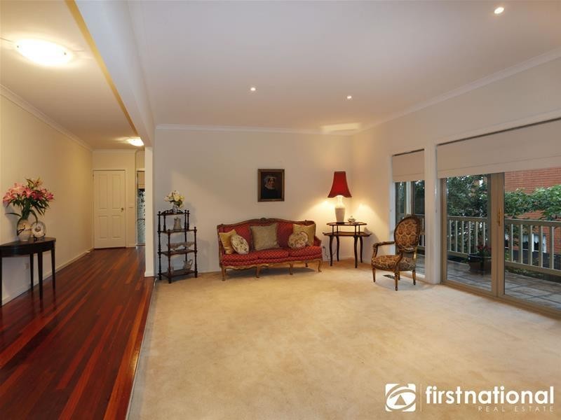 23 Cara Crescent, Berwick VIC 3806
