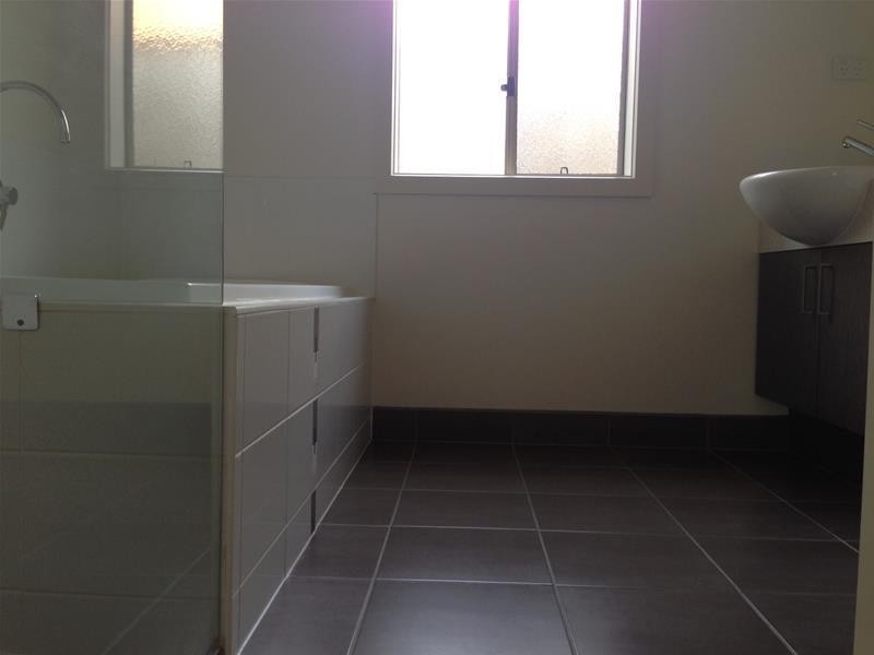 45 Chantenay Parade, Cranbourne North VIC 3977