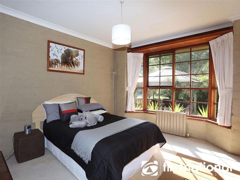 1005 Pakenham Road, Pakenham Upper VIC 3810