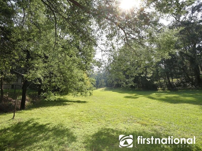 1005 Pakenham Road, Pakenham Upper VIC 3810