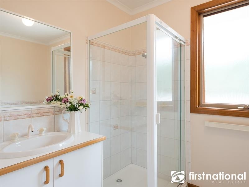 4 Cord Close, Berwick VIC 3806