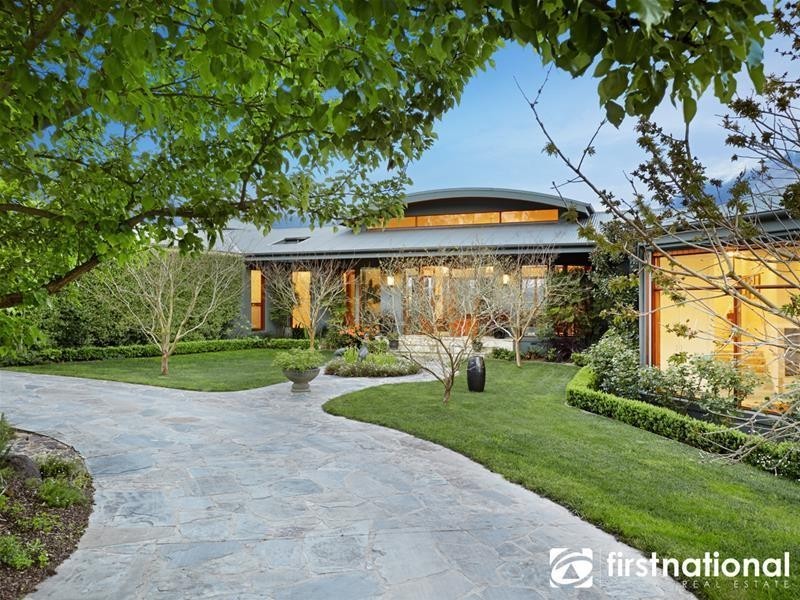 75 Rowallan Avenue, Harkaway VIC 3806