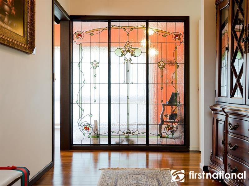 21 Kramer Drive, Berwick VIC 3806