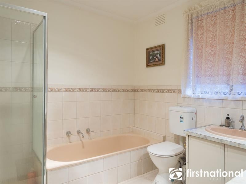 21 Kramer Drive, Berwick VIC 3806