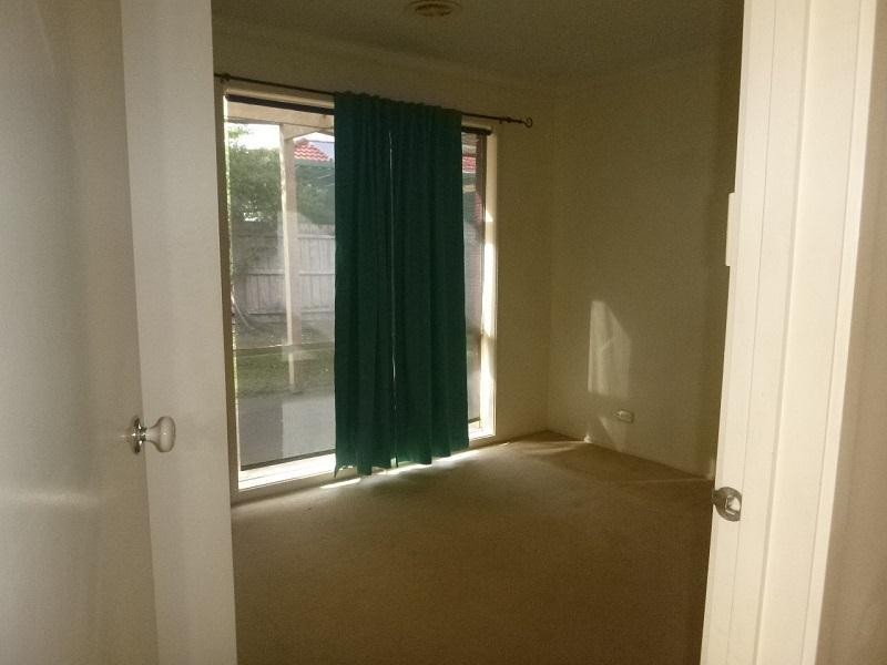 2 Cooma Court, Berwick VIC 3806