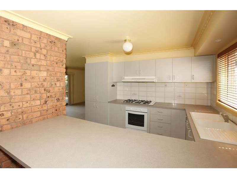 8 Tamarisk Road, Narre Warren VIC 3805