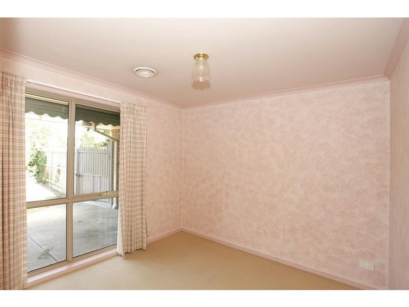 8 Tamarisk Road, Narre Warren VIC 3805