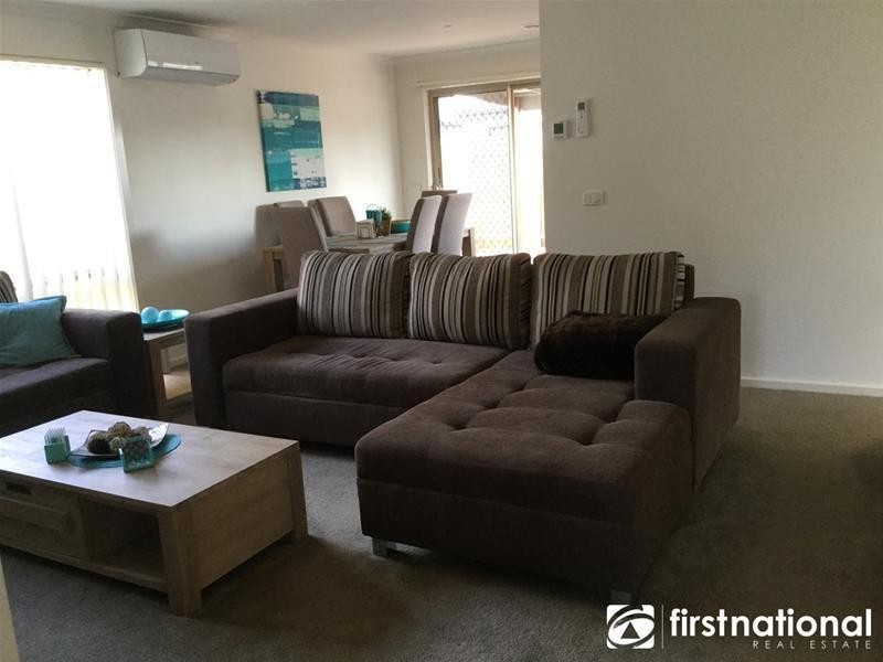 9/3-5 Melissa Way, Pakenham VIC 3810