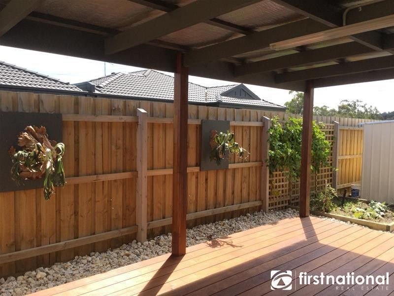 9/3-5 Melissa Way, Pakenham VIC 3810