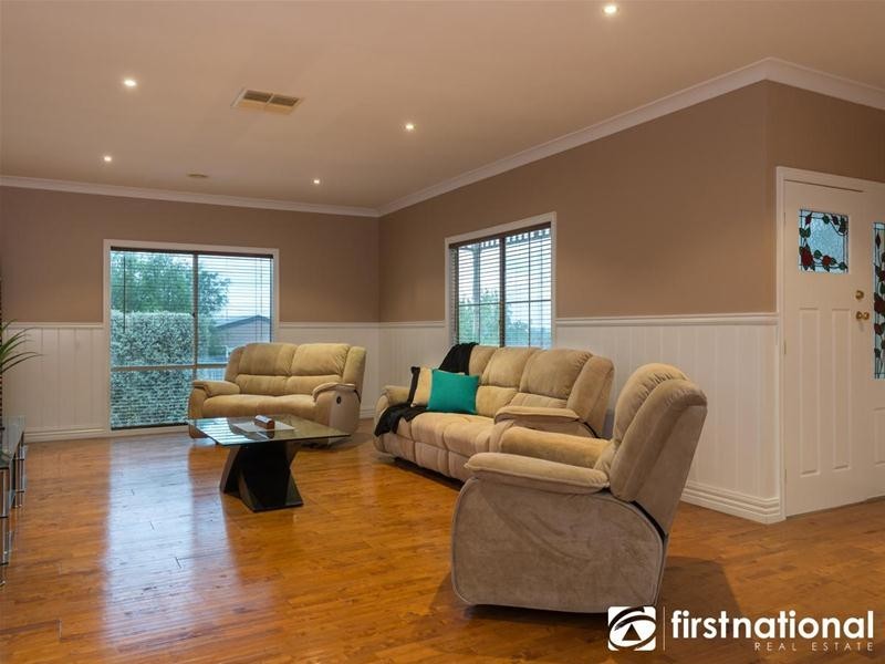 8 Nylander Road, Bunyip VIC 3815