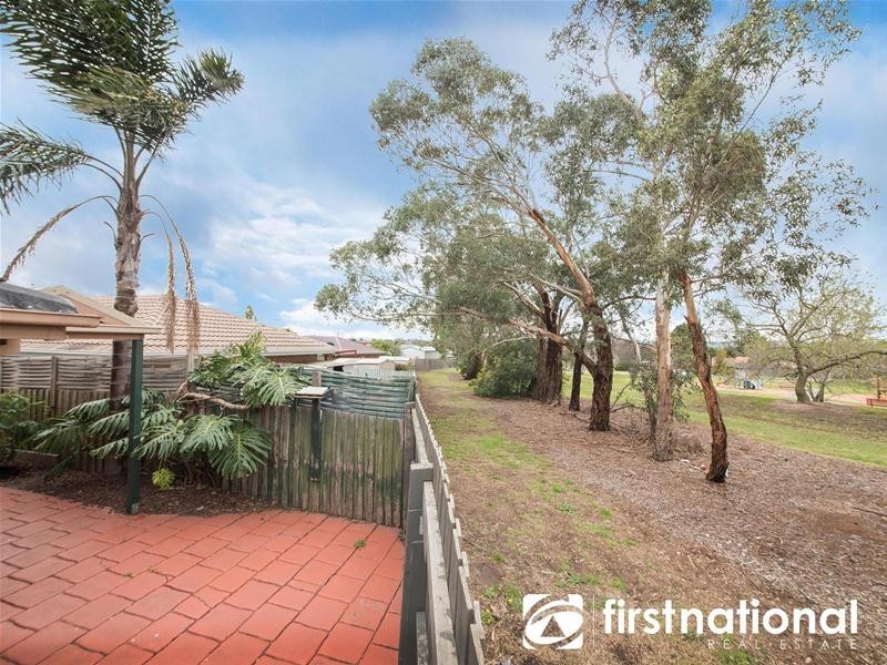 10 Mayruck Rise, Hampton Park VIC 3976