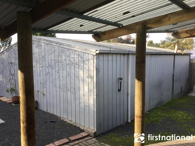 28 Bayview Road, Officer VIC 3809