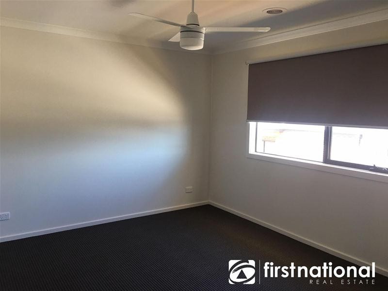 29 Barley Crescent, Clyde North VIC 3978