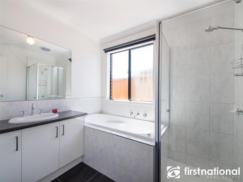 85 Gallery Way, Pakenham VIC 3810