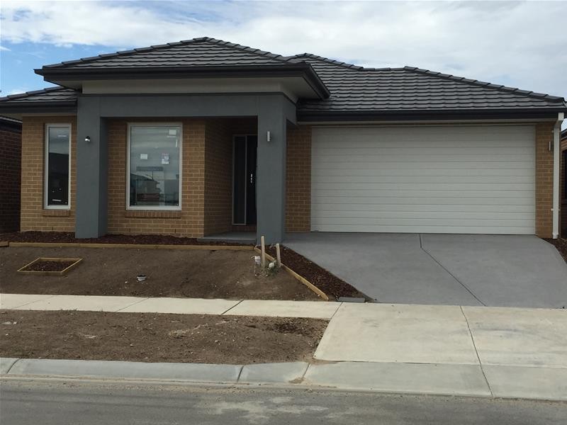 28 Joanne Way, Officer VIC 3809