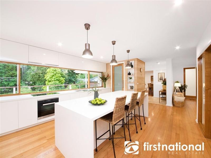 44 Langmore Lane, Berwick VIC 3806