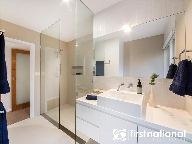 44 Langmore Lane, Berwick VIC 3806