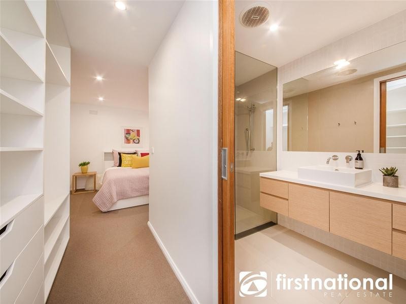 44 Langmore Lane, Berwick VIC 3806