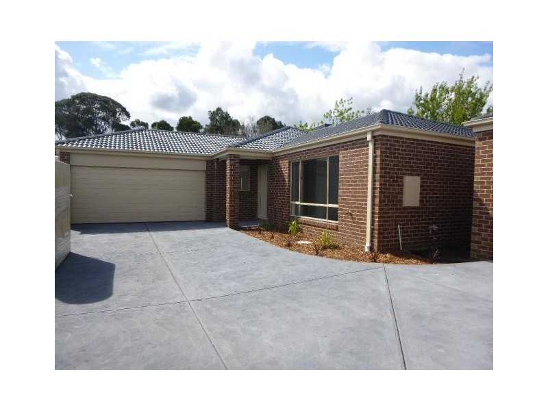 45A Strathavan Drive, Berwick VIC 3806