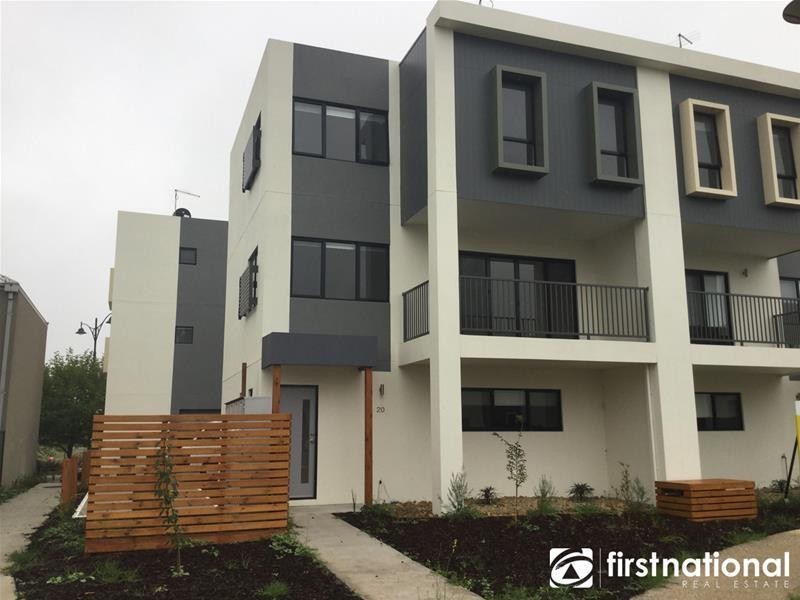 20/17 Edgeware Close, Pakenham VIC 3810