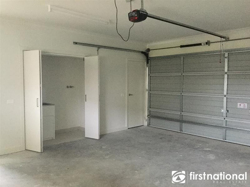 20/17 Edgeware Close, Pakenham VIC 3810