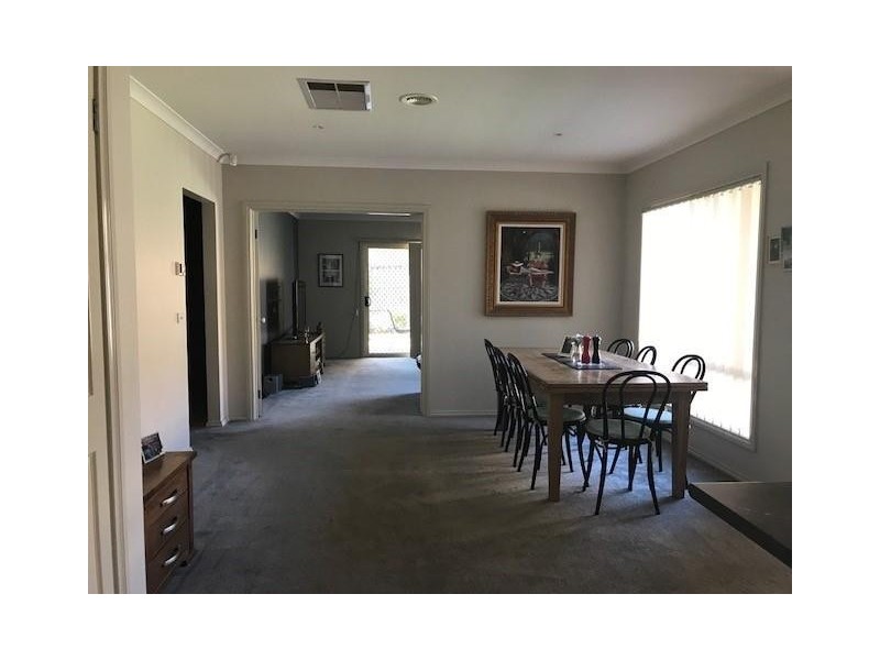 3 Misty Close, Berwick VIC 3806