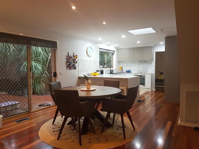 9 Bournevale Drive, Berwick VIC 3806