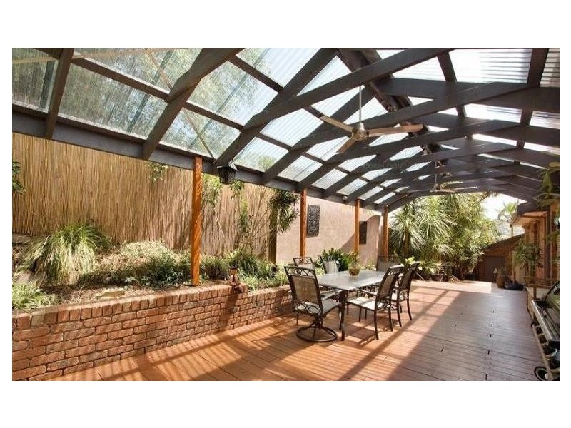 9 Bournevale Drive, Berwick VIC 3806