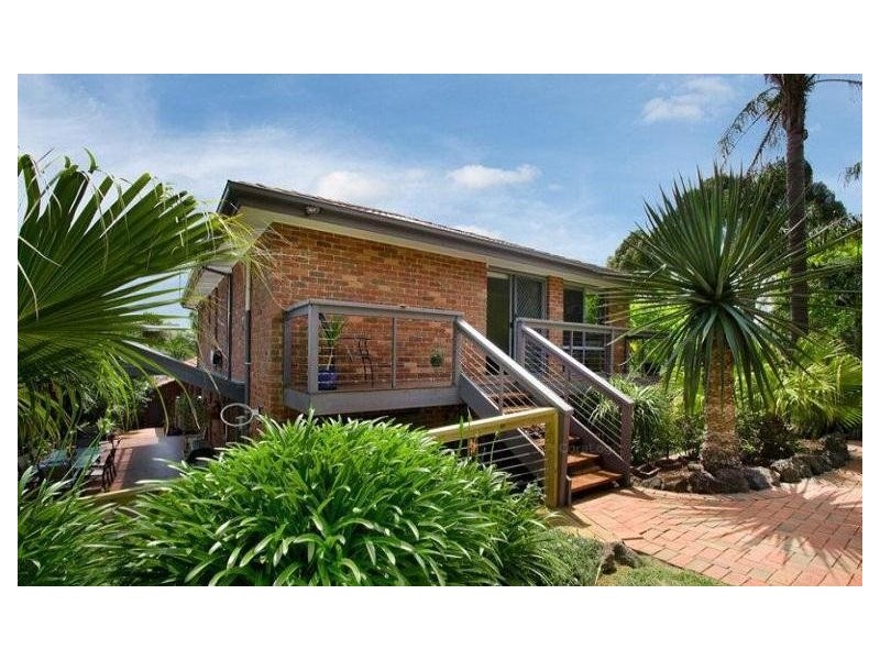 9 Bournevale Drive, Berwick VIC 3806
