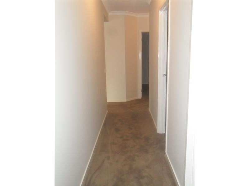 72 MacKillop Way, Clyde North VIC 3978