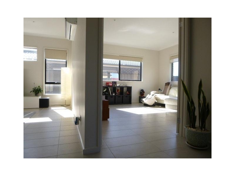 47 Arbourlea Boulevard, Cranbourne North VIC 3977