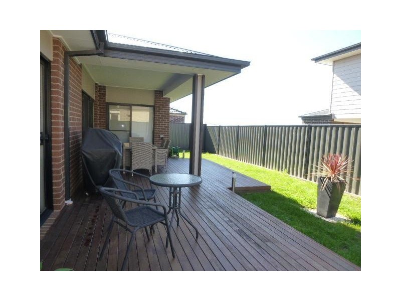 47 Arbourlea Boulevard, Cranbourne North VIC 3977