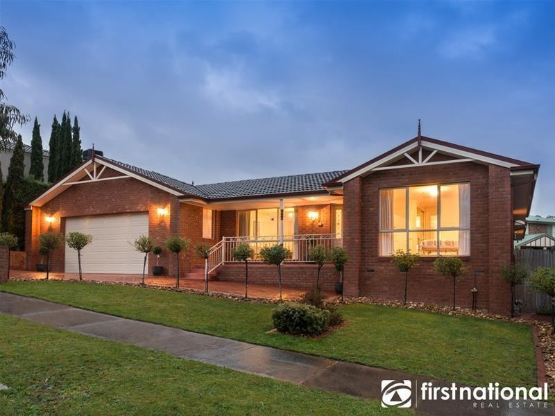37 Lorikeet Drive, Berwick VIC 3806
