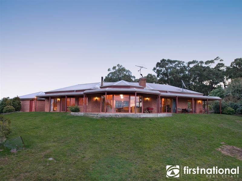 95 Bimbimbie Drive, Dewhurst VIC 3808