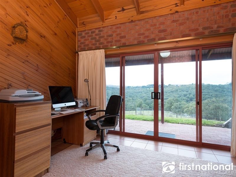 95 Bimbimbie Drive, Dewhurst VIC 3808